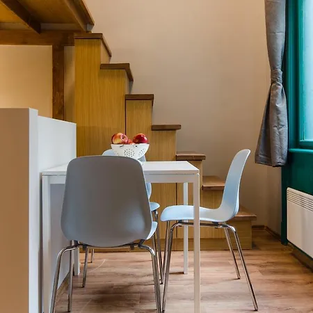 Sesame Light & Wide Budapest
