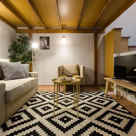 Sesame Light & Wide Apartment *